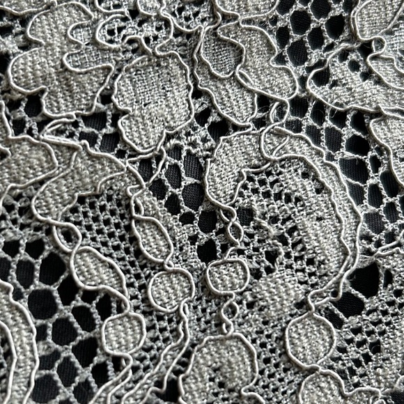 Barney’s grey patterned skirt - Picture 6 of 8